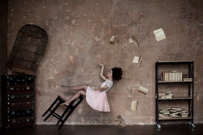 Gravity in standstill